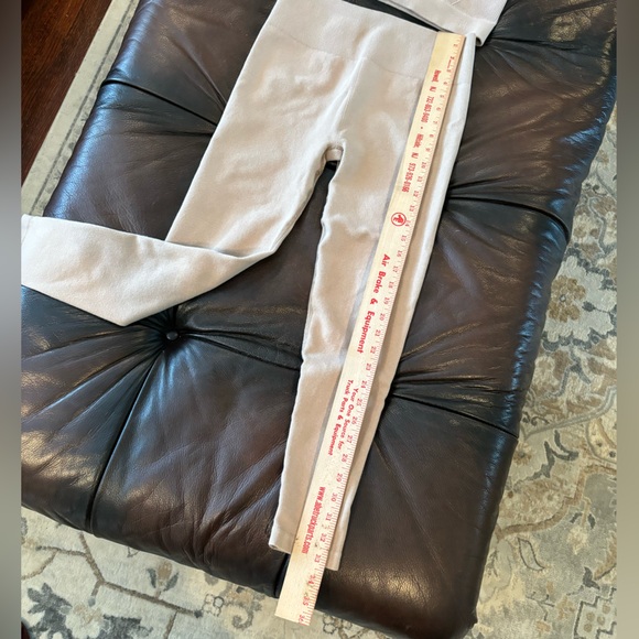 ✨EVERLANE Knit Ribbed Performance Legging & Sports Bra Set - Picture 7 of 13